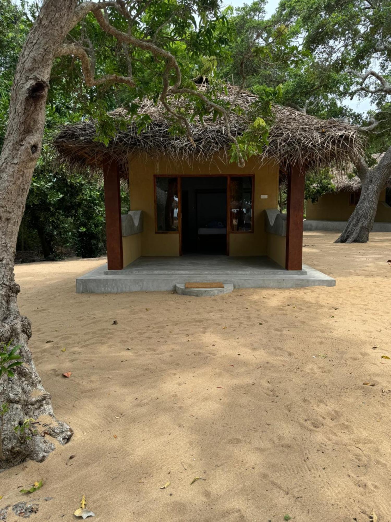 Peanut Farm Surf And Wild Resort - Arugambay Arugam Bay Exterior photo
